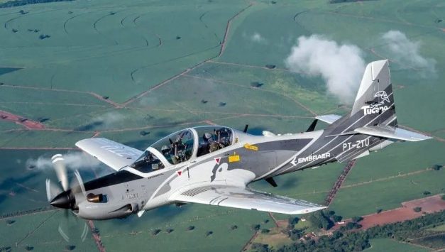 Defensa finalizó el proceso de adquisición de seis aeronaves Super Tucano para la Fuerza Aérea