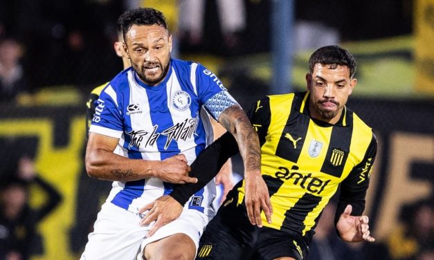 Peñarol extrañó a Leo Fernández, no pudo en Melo y cede terreno en la Anual