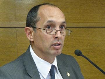 G. Casaravilla: “No va a haber ni una contratación directa” en la CTM de Salto Grande