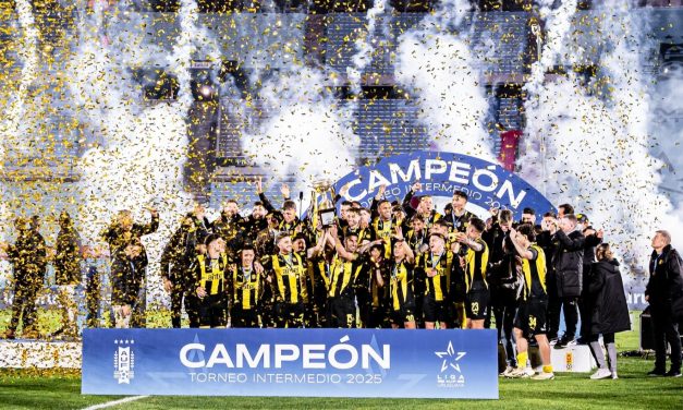 Peñarol superó a Nacional por penales y cosechó su primer Intermedio