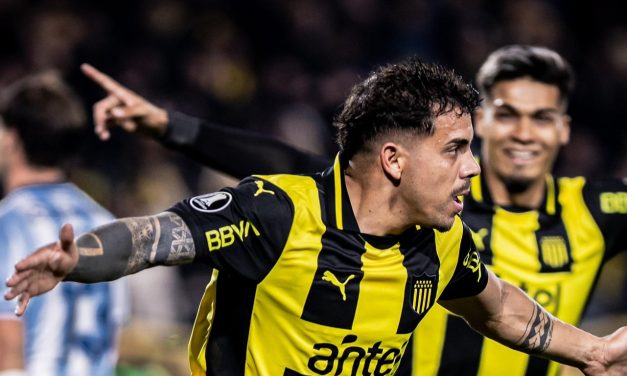 Libertadores: En la primera batalla Peñarol sacó pecho y pegó primero