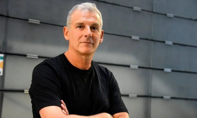 Álvaro Tito: “Pomoli no puede estar por lesión. Ubal tomó la decisión de iniciar la pretemporada con su equipo en España. Estamos enfocados en que el nuevo jugador que esté quiera defender la camiseta de Uruguay.”