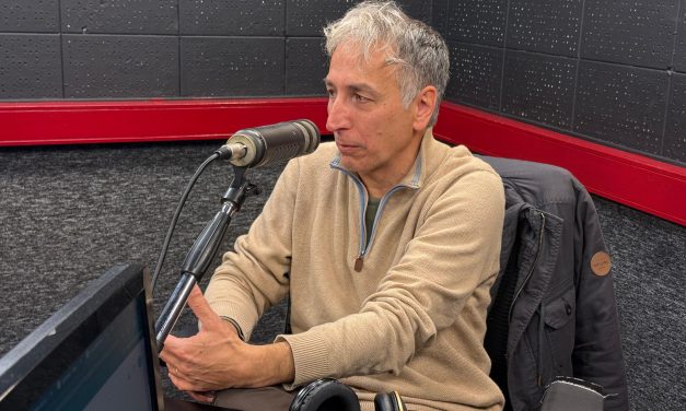 Cómo llegó a trabajar como guionista de Antonio Gasalla