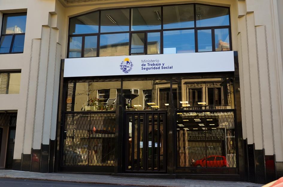 Más de 500 despidos en cuatro empresas en este mes y la firma de Sartori