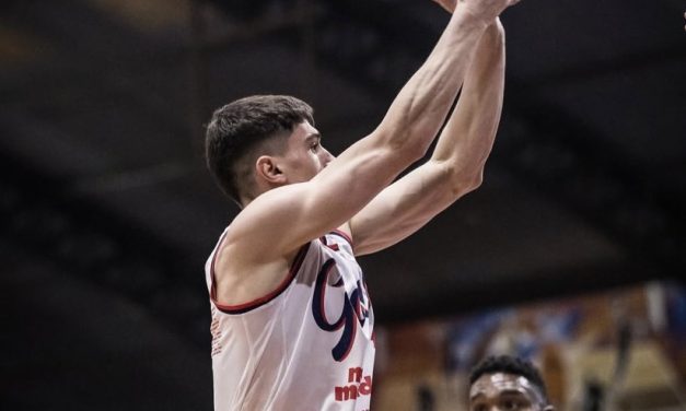 Manuel Oyenard: “Sabíamos que era un partido bisagra, la idea era hacerle un juego complicado a Peñarol acá en Goes. En el segundo tiempo dejamos la vida, en lo personal dejé hasta un diente, jaja.”