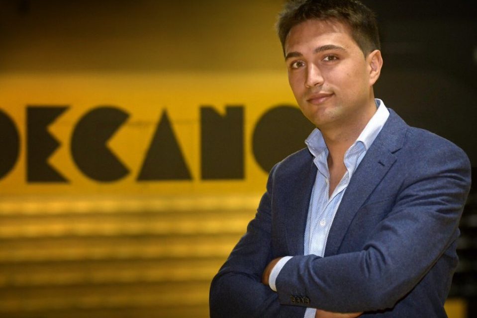 Santiago Sánchez: “Tenemos un problema histórico, Peñarol es el equipo que ha perdido más puntos últimamente y hemos recibido sanciones de todos colores. En el Palacio nosotros solo vamos a venderle a los socios básquetbol de Peñarol.”