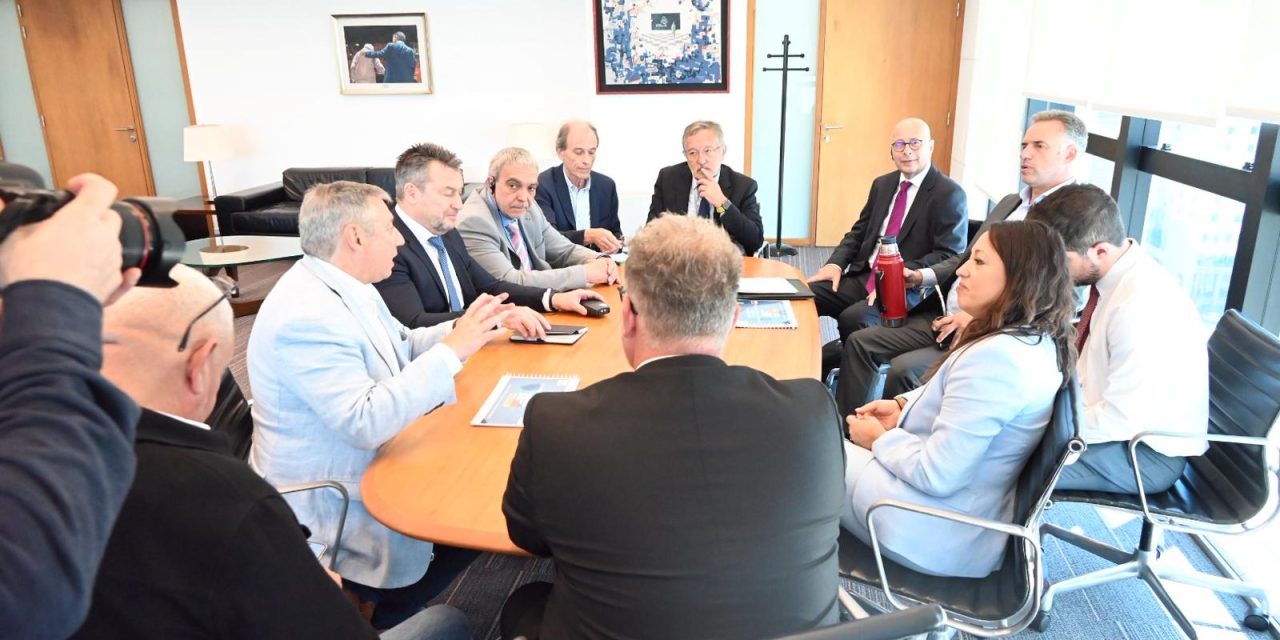 Inversores alemanes buscan instalar una planta de reconversión de residuos en energía eléctrica en Florida