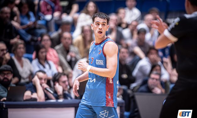 Thiago Rodríguez: «Me estoy sintiendo muy bien en el equipo. Nos dieron una responsabilidad linda en el club. Los juveniles no paramos de entrenar y escuchamos todo el tiempo a los más grandes. Estamos aprendiendo mucho.”
