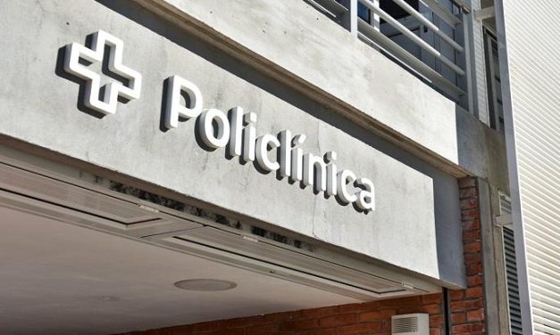 La red de policlínicas de la IMM vacunan contra el sarampión