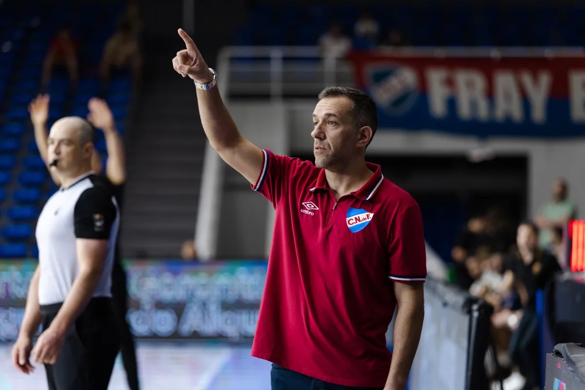 Álvaro Ponce: "Estamos muy contentos por lo logrado. Para un equipo uruguayo no es fácil competir a nivel internacional. Vamos a presentar propuesta para hacer un eventual Final 4 en Uruguay. - 970...