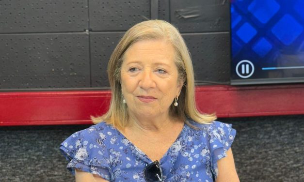 Impuestos AUF TV:  “Voy a negar enfáticamente que hayamos ido a Presidencia a hablar de este tema”