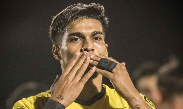 Peñarol ganó en Florida y sigue en la cima del Apertura