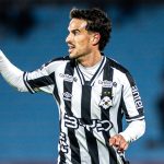 Peñarol no para de caer y Wanderers toma aire