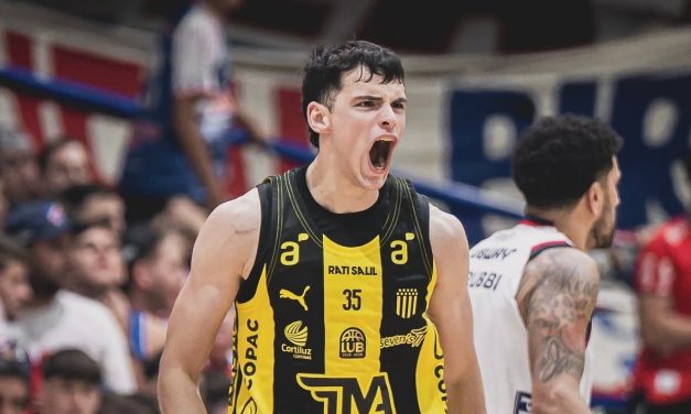 Santiago Calimares: «Ganarle a los otros 2 candidatos al titulo es algo muy bueno. Llevarnos el punto del clásico fue fundamental. Me sentí muy cómodo»