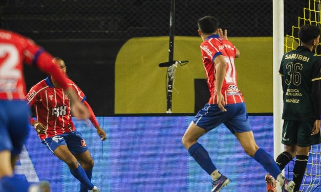Central Español volvió a ganarle a un Peñarol ahogado en impotencia