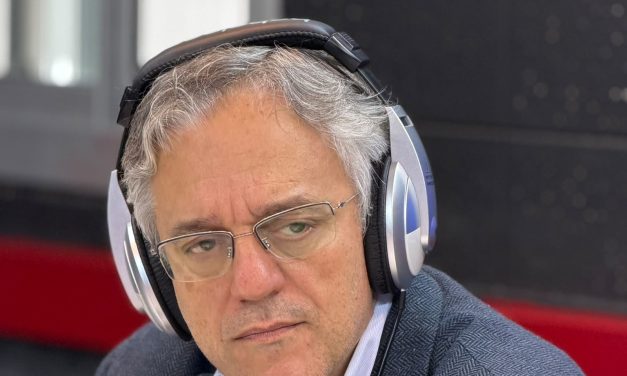 Arim sobre las transferencias monetarias: «¿Por qué mirar con lupa en que gastan estos hogares?»