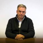 Oposición apunta al presidente de la República por irregularidades en sus viviendas images (13)